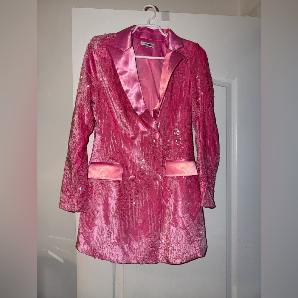 FASHION NOVA Amelia Sequin Blazer Short Dress Pink Like New Worn Once SZ Medium - Picture 5 of 13